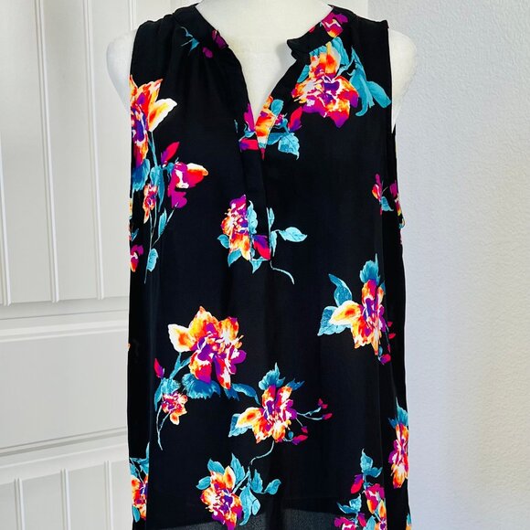 Sweet Rain Tops - Sweet Rain Neon Floral Print Black Sleeveless 1/4 Buttondown Flowy Blouse Size L
